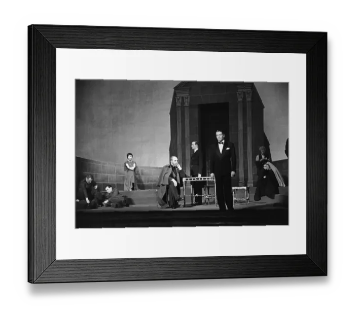 Framed Print : Antigone. George Relph and Laurence Olivier star in an Old Vic production Framed Print : Antigone. George Relph and Laurence Olivier star in an Old Vic production