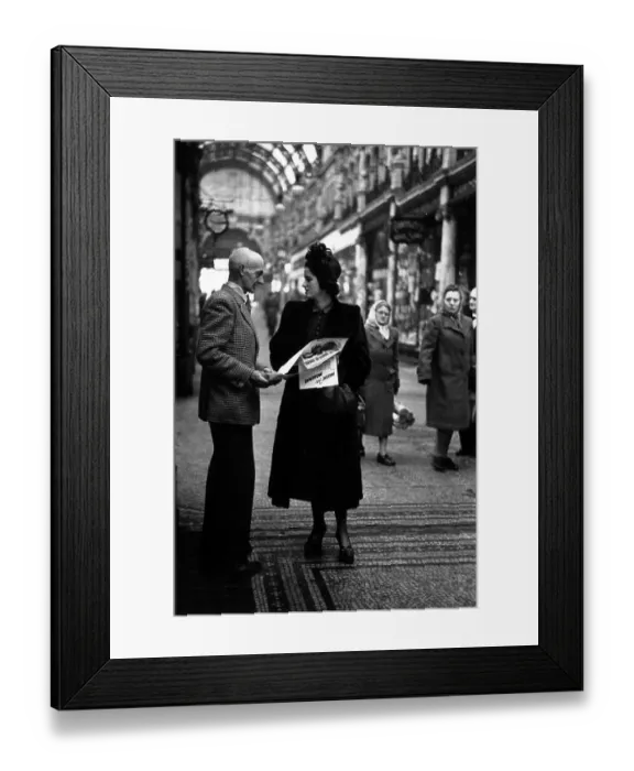 Framed Print : Off Stage. 5th February 1949: Fay Lenore who is the principal boy in Cinderella Framed Print : Off Stage. 5th February 1949: Fay Lenore who is the principal boy in Cinderella