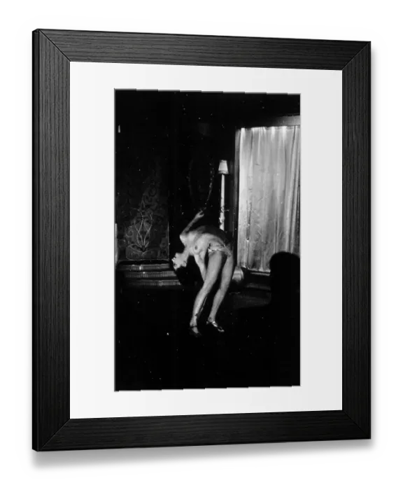 Framed Print : Suggestive Pose Framed Print : Suggestive Pose