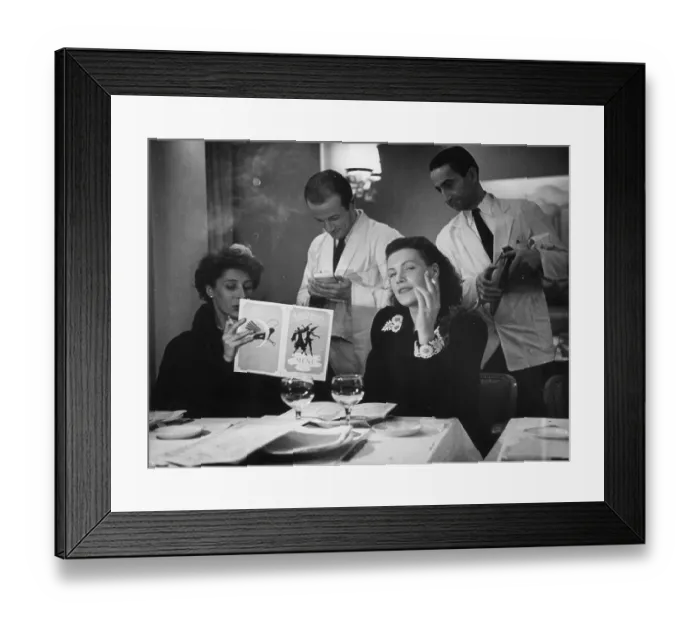 Framed Print : Taking Their Order Framed Print : Taking Their Order