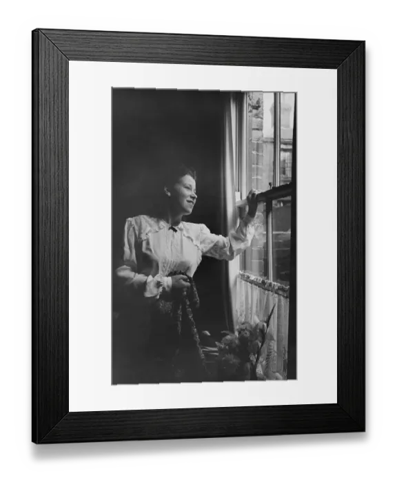 Framed Print : Herring Girl's Day Off