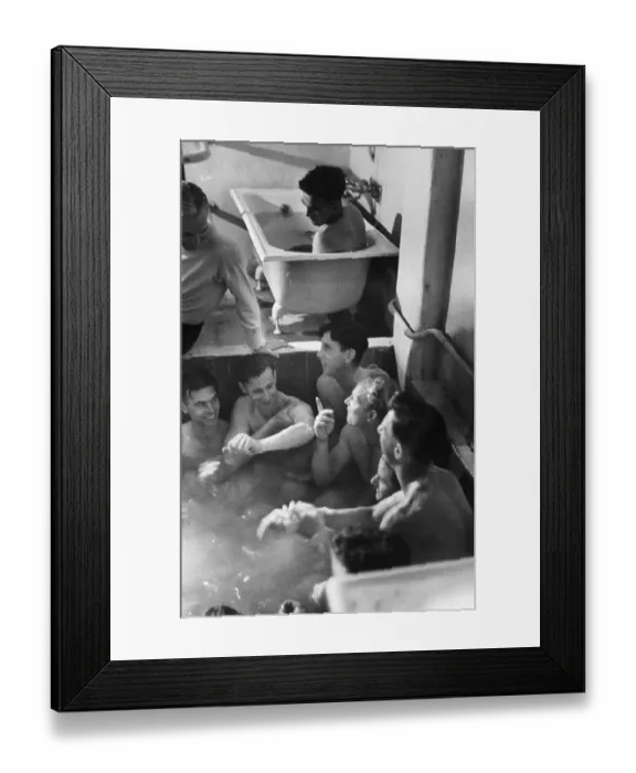 Framed Print : Bathtime. 21st August 1948: Hull City's player manager Raich Carter Framed Print : Bathtime. 21st August 1948: Hull City's player manager Raich Carter