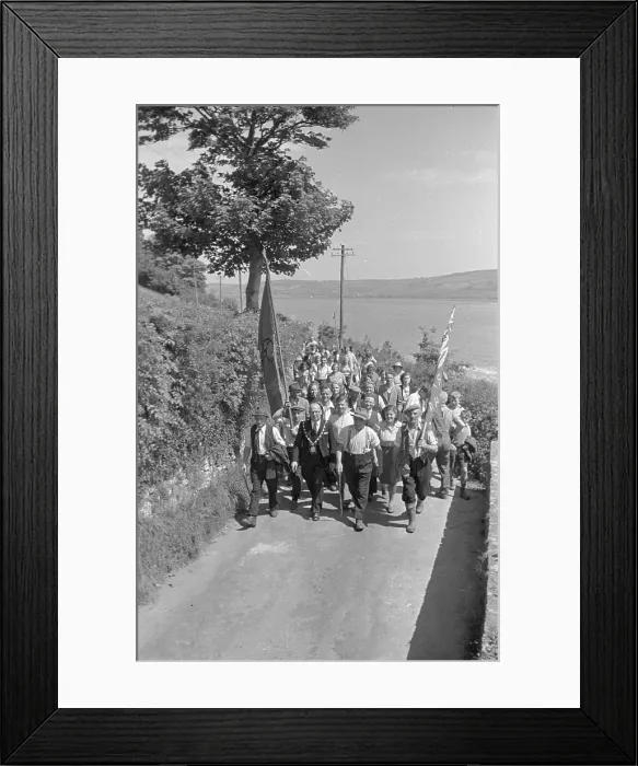 Framed Print : Boundary Walk
