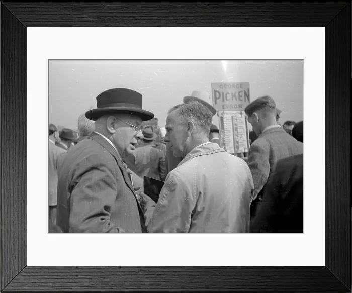 Framed Print : Bookmakers Note Framed Print : Bookmakers Note