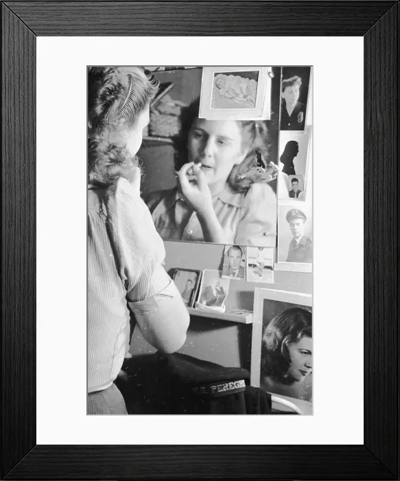 Framed Print : Wardrobe Mirror Framed Print : Wardrobe Mirror