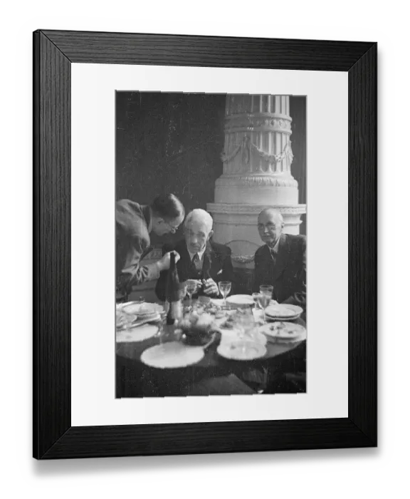 Framed Print : Meet The Press Framed Print : Meet The Press