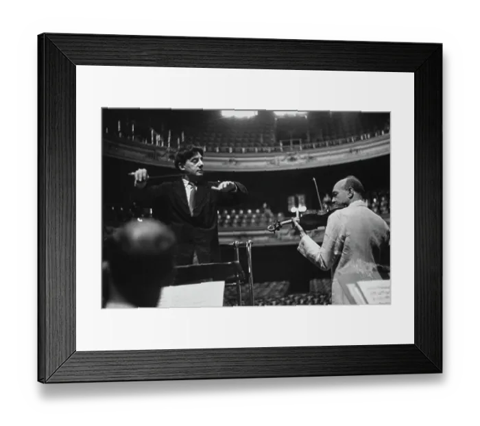 Framed Print : Edinburgh International Festival Framed Print : Edinburgh International Festival