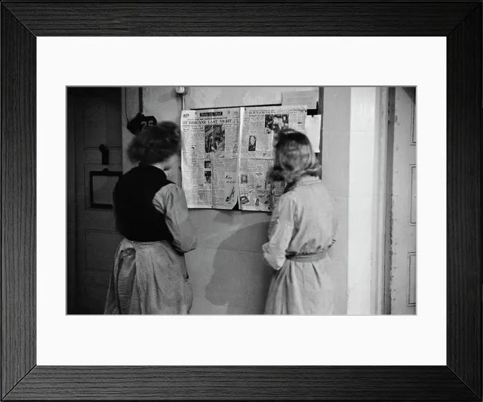 Framed Print : News In Holloway Prison Framed Print : News In Holloway Prison