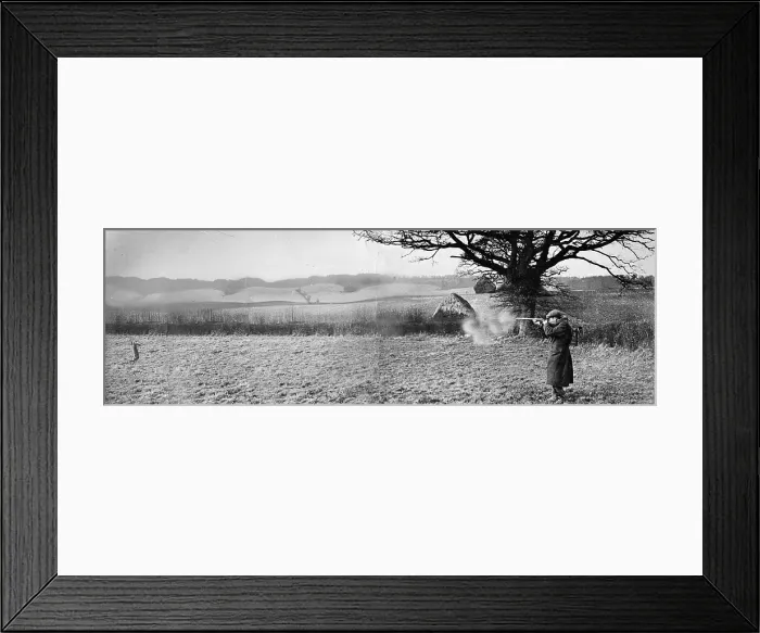 Framed Print : Rabbiting. 8th February 1947: Charlie shooting a rabbit Framed Print : Rabbiting. 8th February 1947: Charlie shooting a rabbit