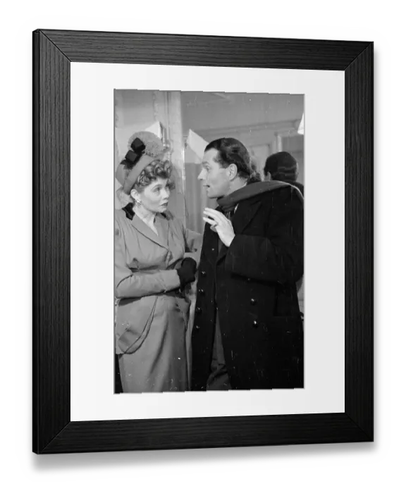 Framed Print : Donlan & Olivier Framed Print : Donlan & Olivier
