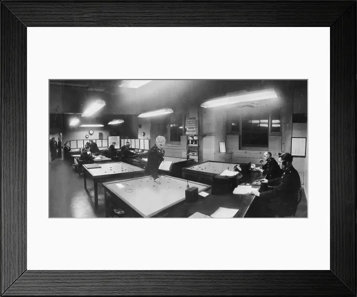 Framed Print : 999 HQ. 18th January 1947: The information room at Scotland Yard where news is received Framed Print : 999 HQ. 18th January 1947: The information room at Scotland Yard where news is received