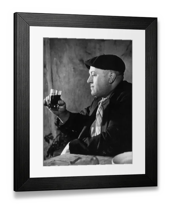 Framed Print : Cheeky Little Number