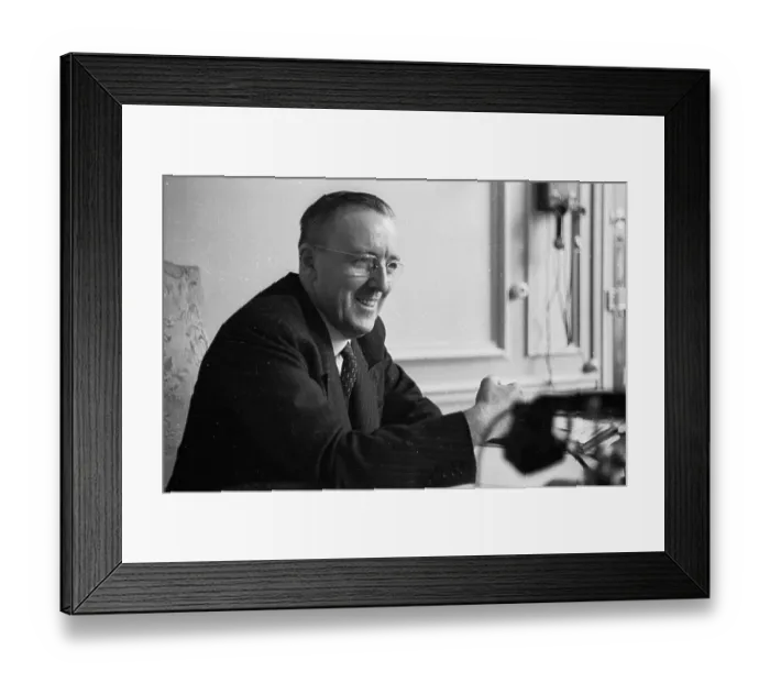 Framed Print : Australian Politician