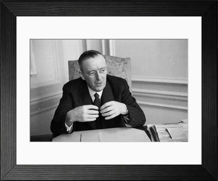 Framed Print : Paris Peace Talks Framed Print : Paris Peace Talks