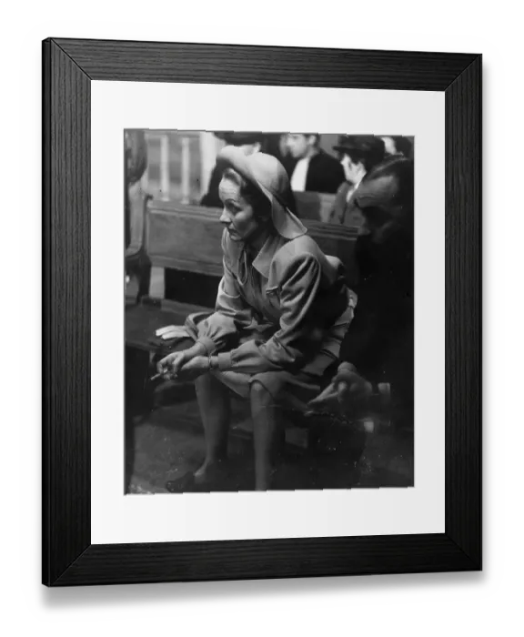 Framed Print : An Off Moment Framed Print : An Off Moment