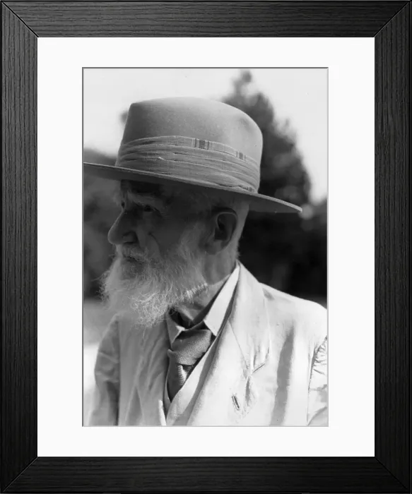 Framed Print : G B Shaw. 20th July 1946: Irish playwright and dramatist George Bernard Shaw Framed Print : G B Shaw. 20th July 1946: Irish playwright and dramatist George Bernard Shaw