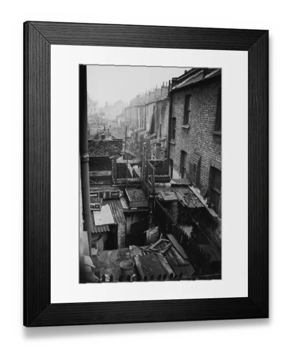 Framed Print : Stepney Slum Framed Print : Stepney Slum