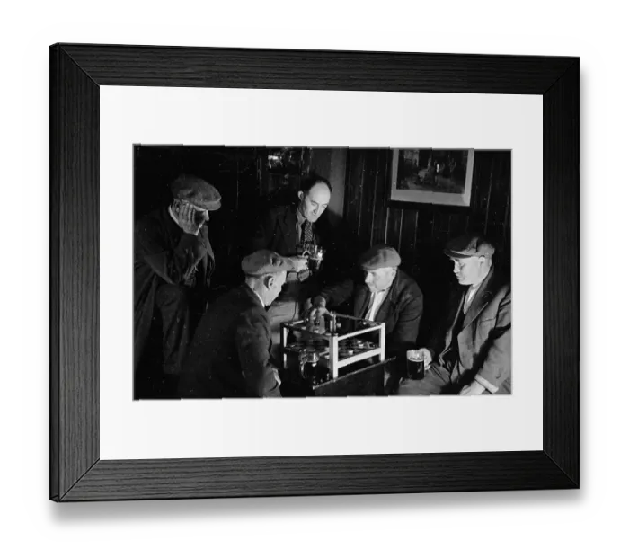 Framed Print : 3-D Draughts Framed Print : 3-D Draughts