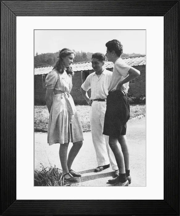 Framed Print : Jewish Refugees