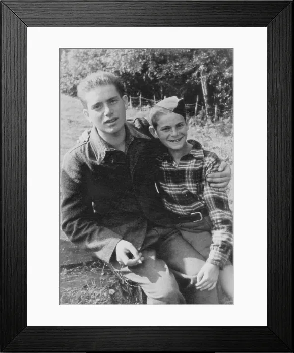 Framed Print : Jewish Refugees