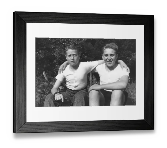 Framed Print : Jewish Refugees
