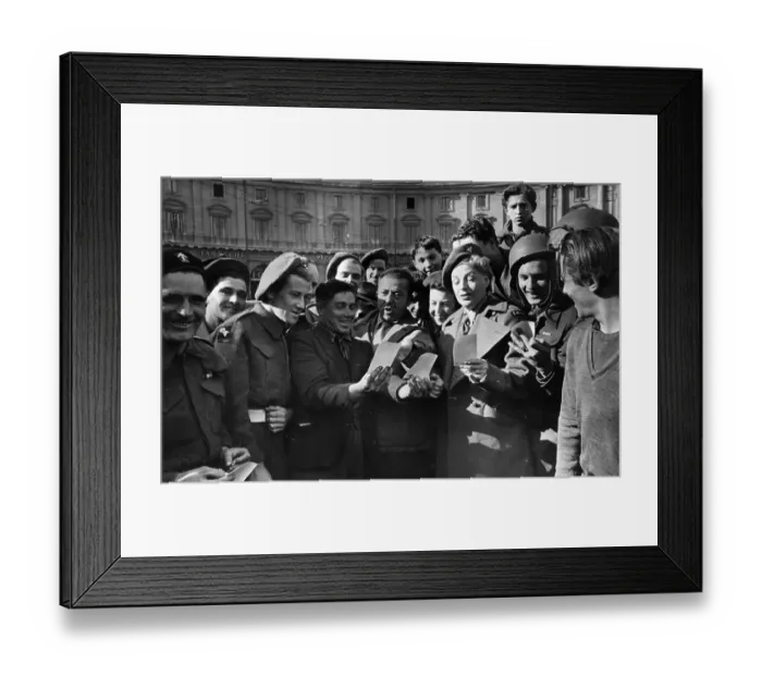 Framed Print : Gracie In Italy Framed Print : Gracie In Italy