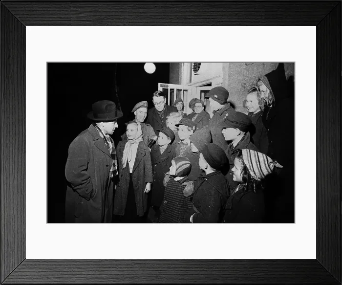 Framed Print : German Children Framed Print : German Children
