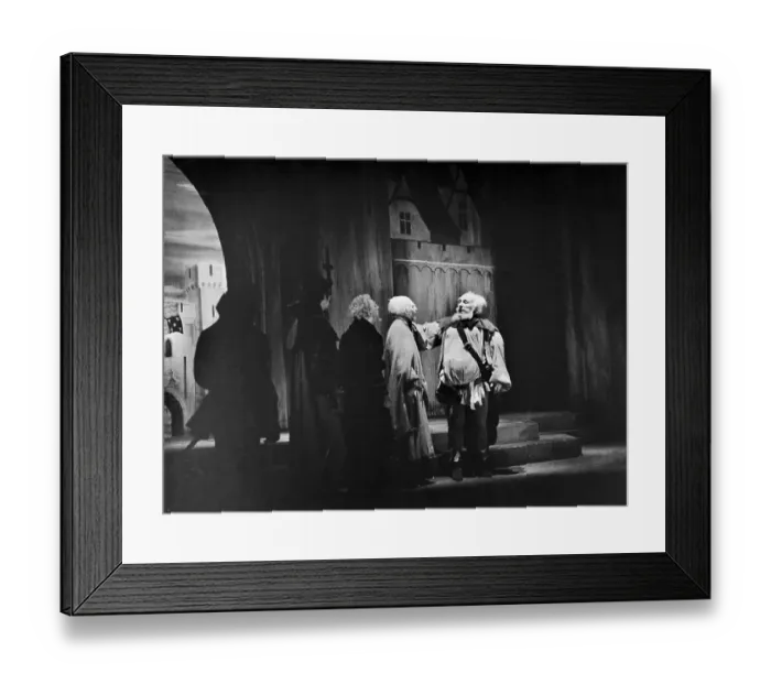 Framed Print : Falstaff. British actor Ralph Richardson (1902 - 1983) as Falstaff in the Framed Print : Falstaff. British actor Ralph Richardson (1902 - 1983) as Falstaff in the
