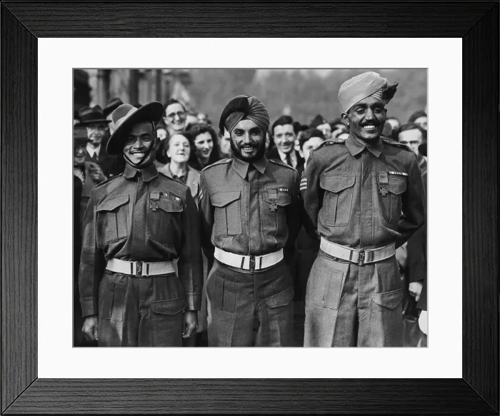 Framed Print : Victoria Cross Holders Framed Print : Victoria Cross Holders
