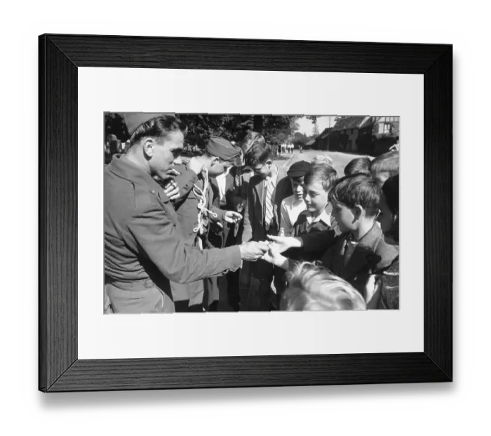 Framed Print : Gum Goodbye Framed Print : Gum Goodbye