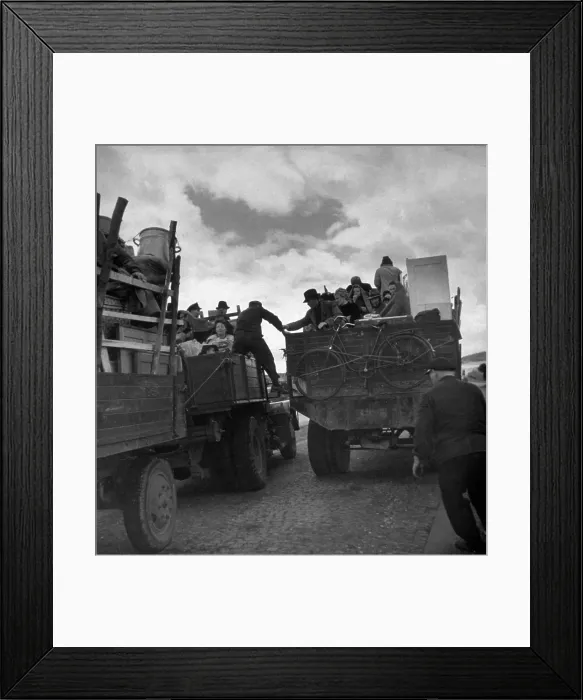 Framed Print : Returning Home Framed Print : Returning Home