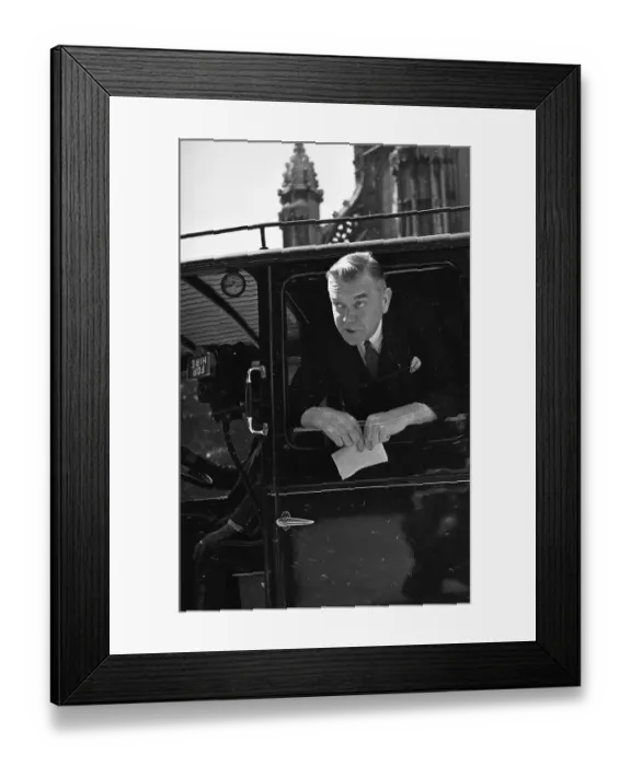 Framed Print : New Boy. 18th August 1945: George Tomlinson, Minister of Works in the newly Framed Print : New Boy. 18th August 1945: George Tomlinson, Minister of Works in the newly