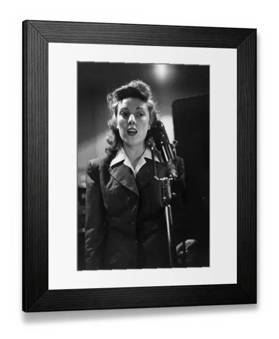 Framed Print : Vera Sings