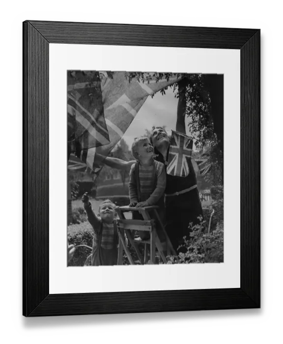Framed Print : VE Day Parties Framed Print : VE Day Parties