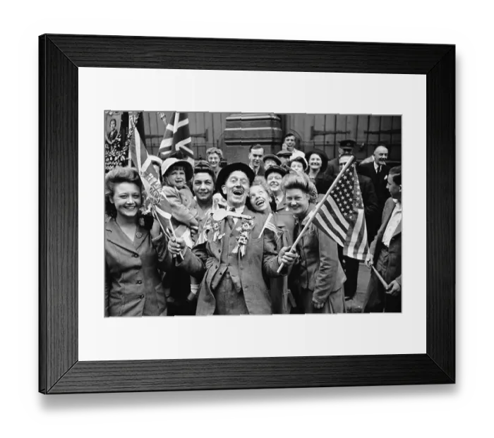 Framed Print : VE Day In London Framed Print : VE Day In London