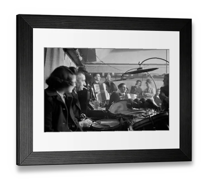 Framed Print : Club Cabaret