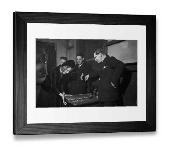 Framed Print : Shove Ha'penny Framed Print : Shove Ha'penny