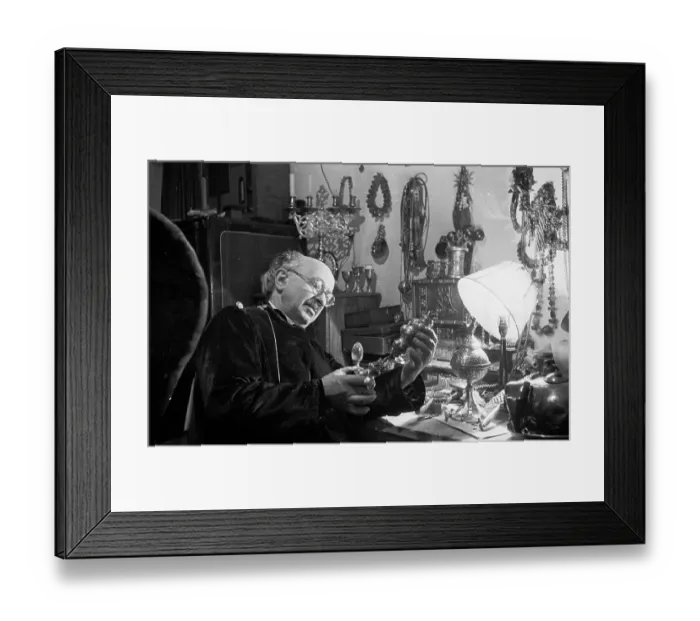 Framed Print : Moseh Oved Framed Print : Moseh Oved