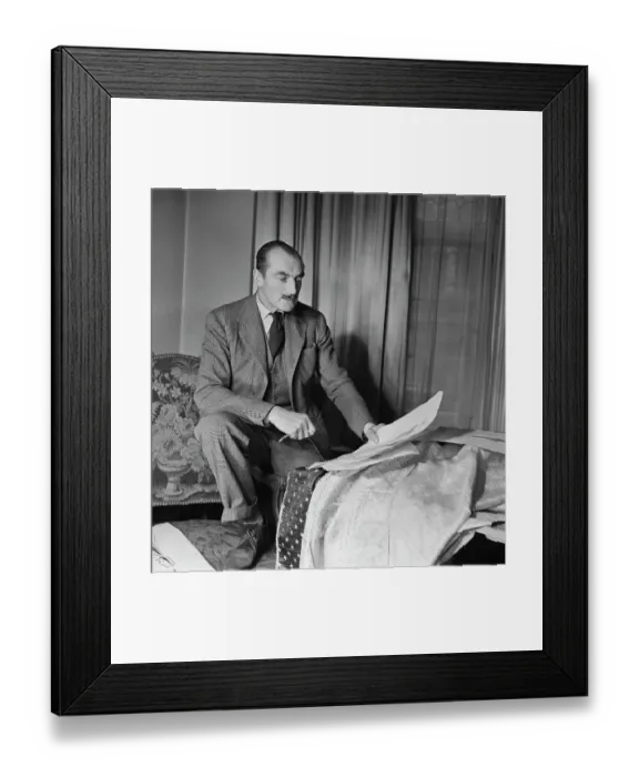 Framed Print : Peter Russell Framed Print : Peter Russell