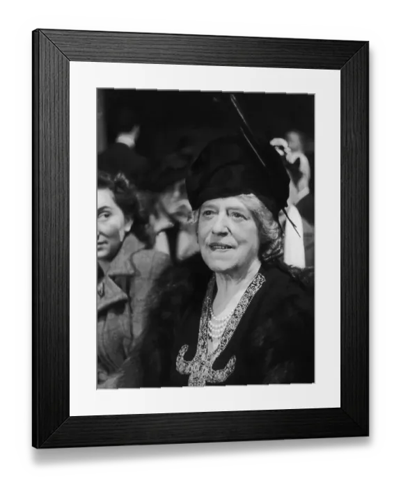 Framed Print : Vesta Victoria Framed Print : Vesta Victoria