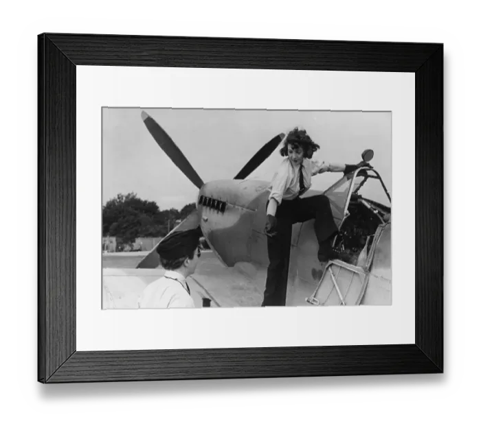 Framed Print : ATA Pilot. September 1944: Jackie Moggridge (1922 - 2004) Framed Print : ATA Pilot. September 1944: Jackie Moggridge (1922 - 2004)