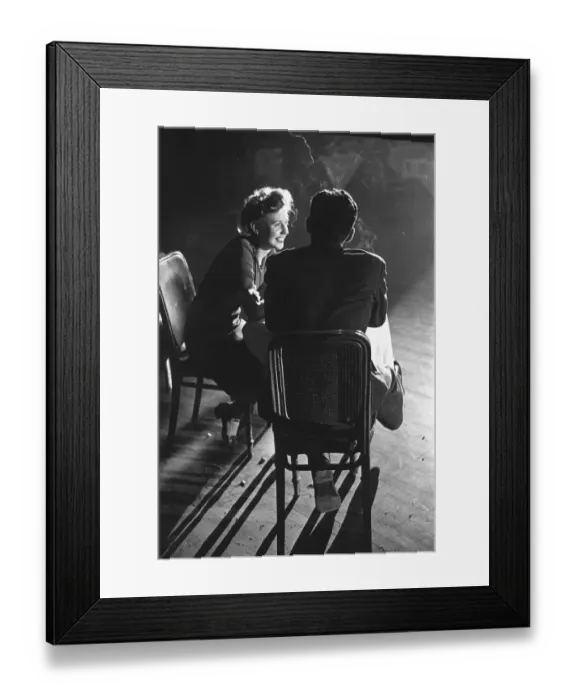 Framed Print : Dancehall Chat Framed Print : Dancehall Chat