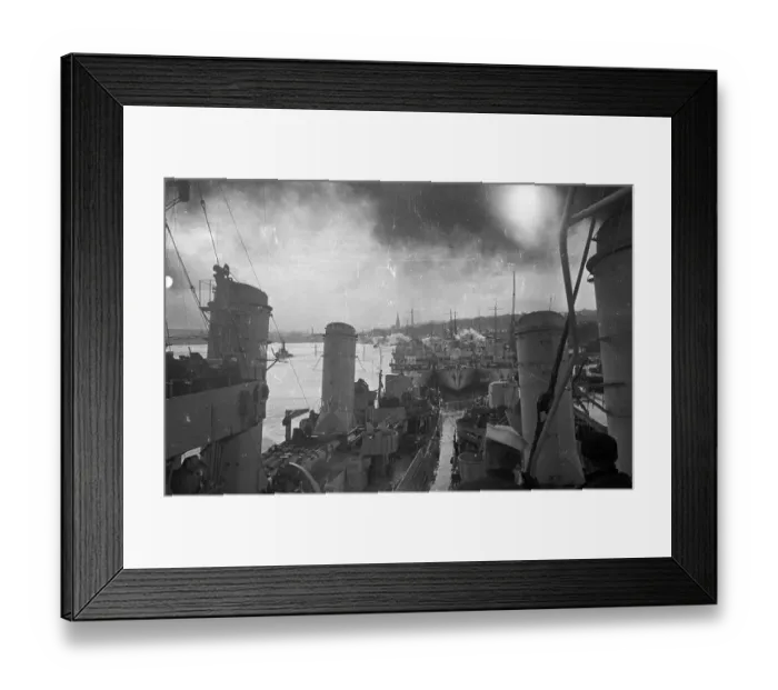 Framed Print : Derry Docks Framed Print : Derry Docks