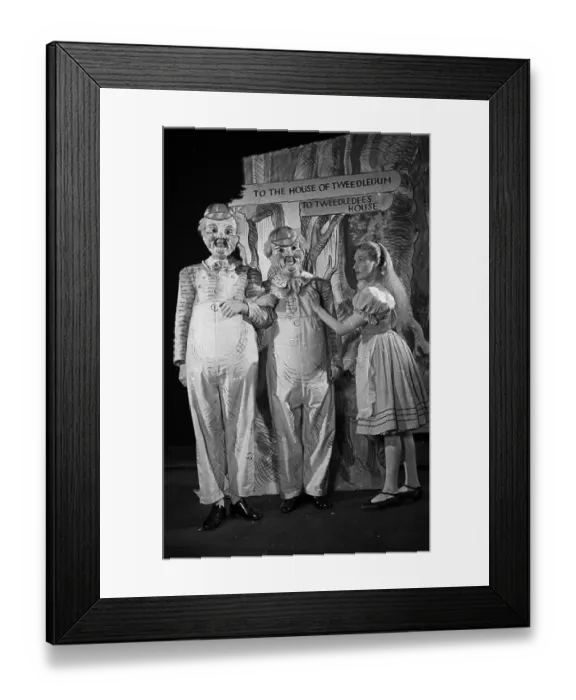 Framed Print : Alice In Wonderland Framed Print : Alice In Wonderland
