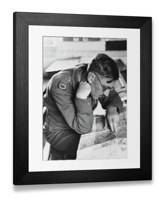Framed Print : Daily Telegraph War Correspondent Framed Print : Daily Telegraph War Correspondent