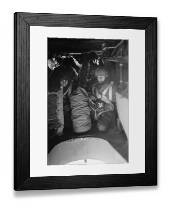 Framed Print : Ready To Jump Framed Print : Ready To Jump
