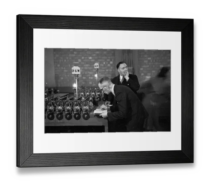 Framed Print : Reading Gamblers Framed Print : Reading Gamblers