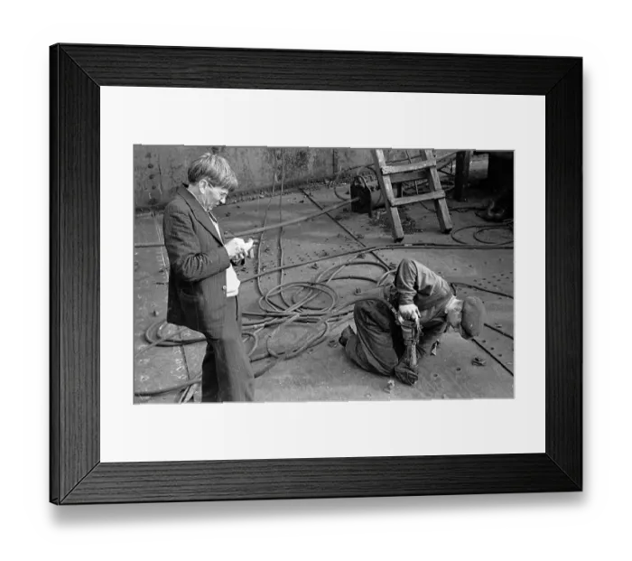 Framed Print : Sketching Stanley Framed Print : Sketching Stanley