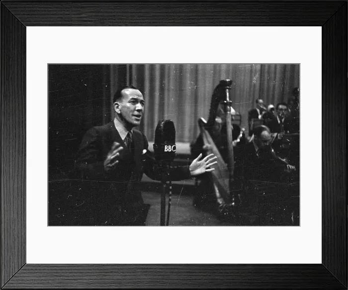 Framed Print : Noel Coward Framed Print : Noel Coward