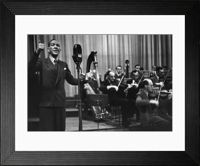 Framed Print : Noel Coward Sings Framed Print : Noel Coward Sings